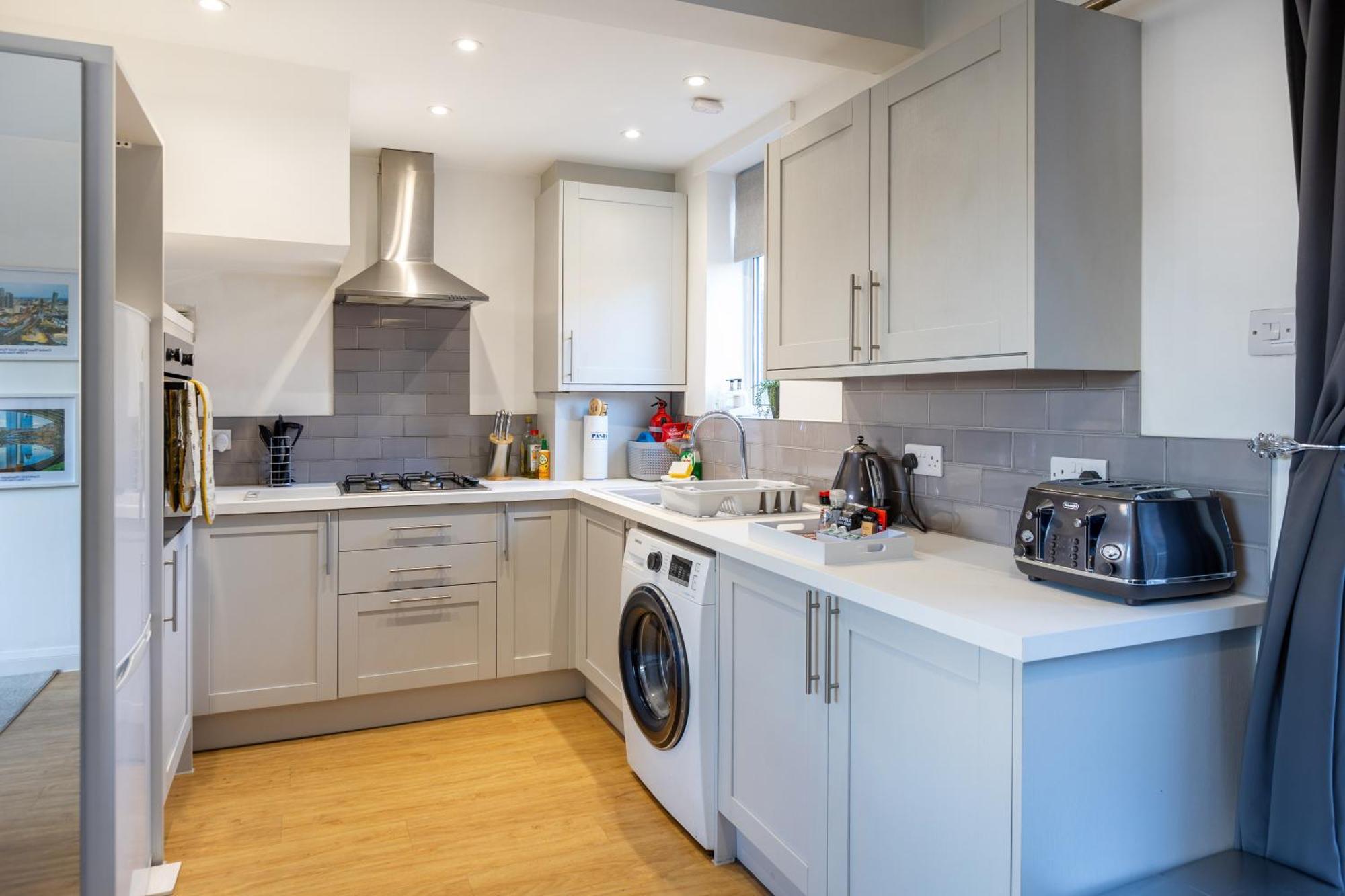 The Heart - Cosy 3 Bedroom House With Double Driveway And Garden In Mánchester Exterior foto